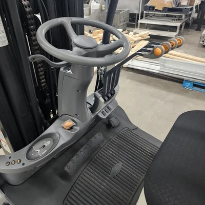 Crown Fork Lift Truck Model C-5 10001-40 Serial No. 9A233081. Year 2018 # 3674