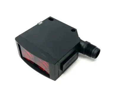 USED BALLUFF CUBIC DIFFUSE SENSOR, DIFF. TYPES OF LIGHT FOR WASHDOWN