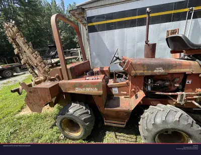 Used 1998 DITCH WITCH 4010DD TRENCHER/ BACKHOE Trenchers Virginia US | Proxy Equipment #1378389