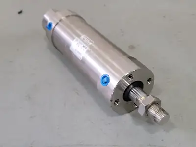 USED SMC CDG5EN63SR-100