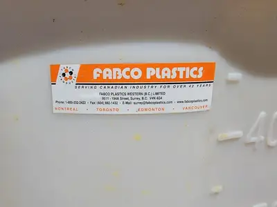 500 L Plastic Mixing Tank w/ Fittings
