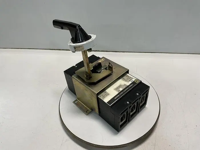 Used SQUARE D LAL36300 Circuit Breakers Michigan US | Ideal Machinery #696615
