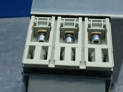 USED ABB TMAXT2H100