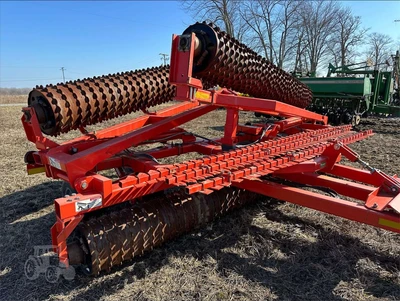 USED 2015 KUHN KRAUSE 4400-40