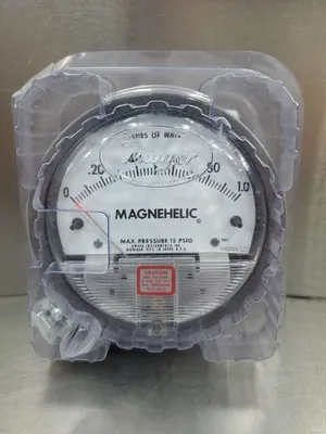 Dwyer Magnehelic W09W LC Pressure Guage, 0-1.0 INCHES OF WATER. 6B-11