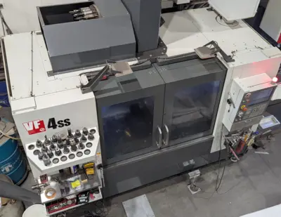 2017 HAAS VF-4SS Vertical Machining Centers | PM Machines (2)