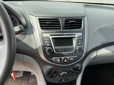 USED 2017 HYUNDAI ACCENT SE