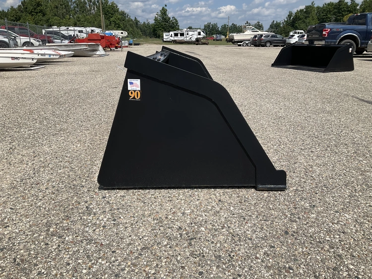 Used TOMAHAWK 90" SNOW/ MULCH BUCKET Skid Steer Buckets Michigan US | Miedema Asset Management Group #1342539
