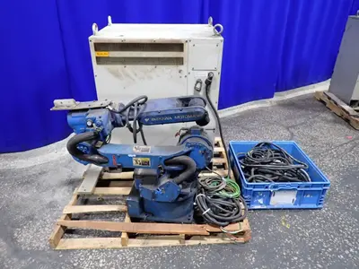 USED 2010 YASKAWA MOTOMAN MOTOMANMH6
