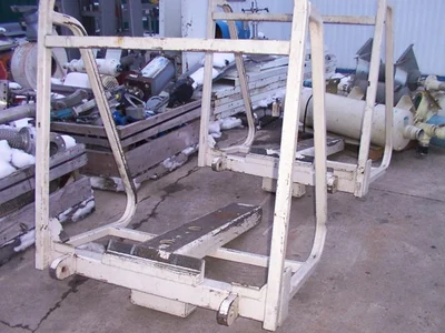 Used _UNKNOWN_ _UNKNOWN_ Bin Dumpers Minnesota US | A&I Equipment #1317921