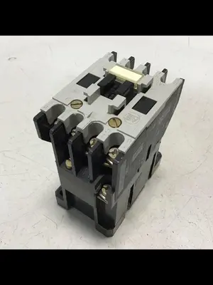 USED ALLEN BRADLEY 100-A12ND3 SER B