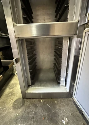 174-0080 Victory RA-1D-S7-HD Half Door Commercial Self Contained Cooler