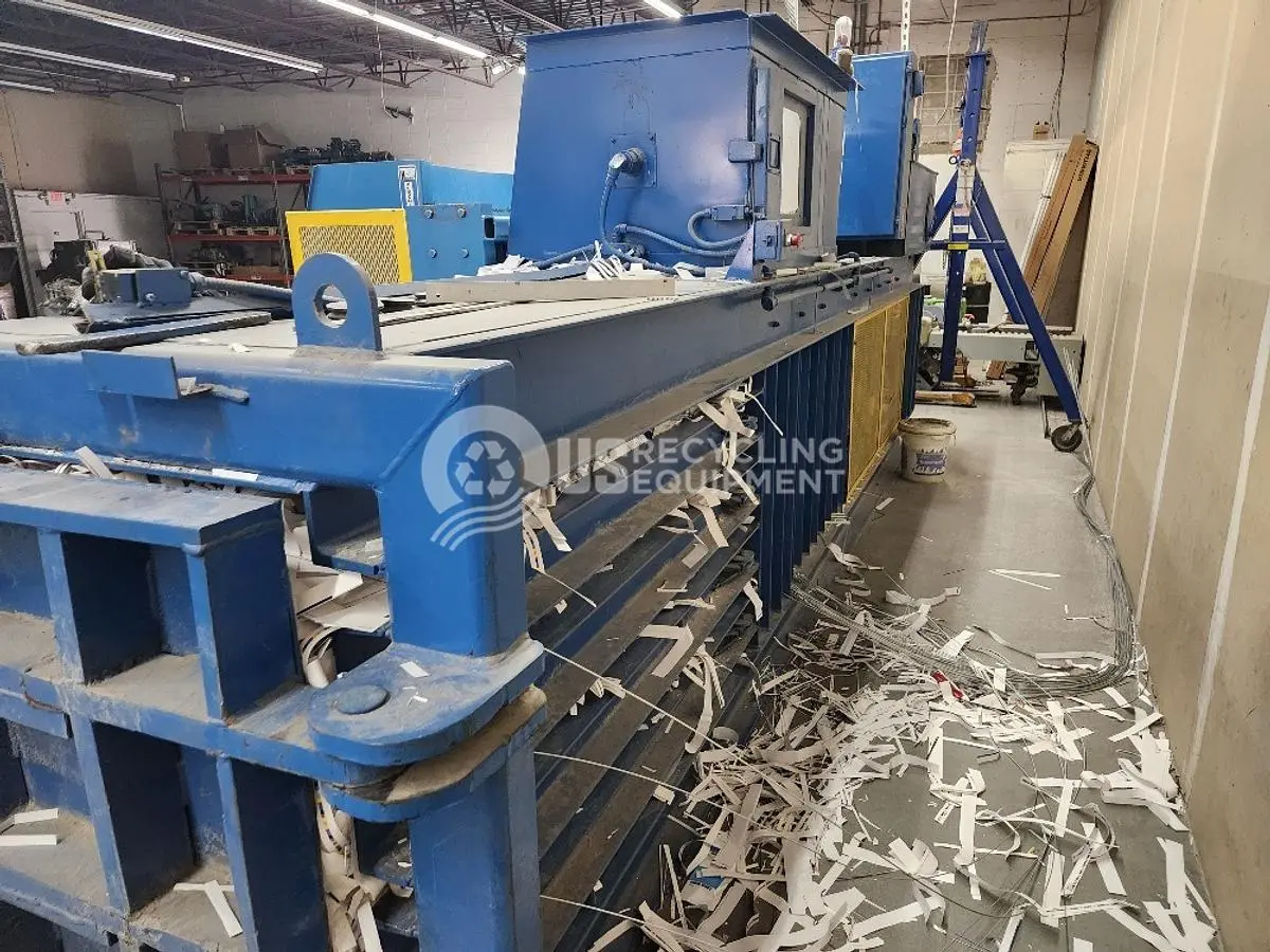 USED SELCO HL12XHD CLOSED DOOR HORIZONTAL
