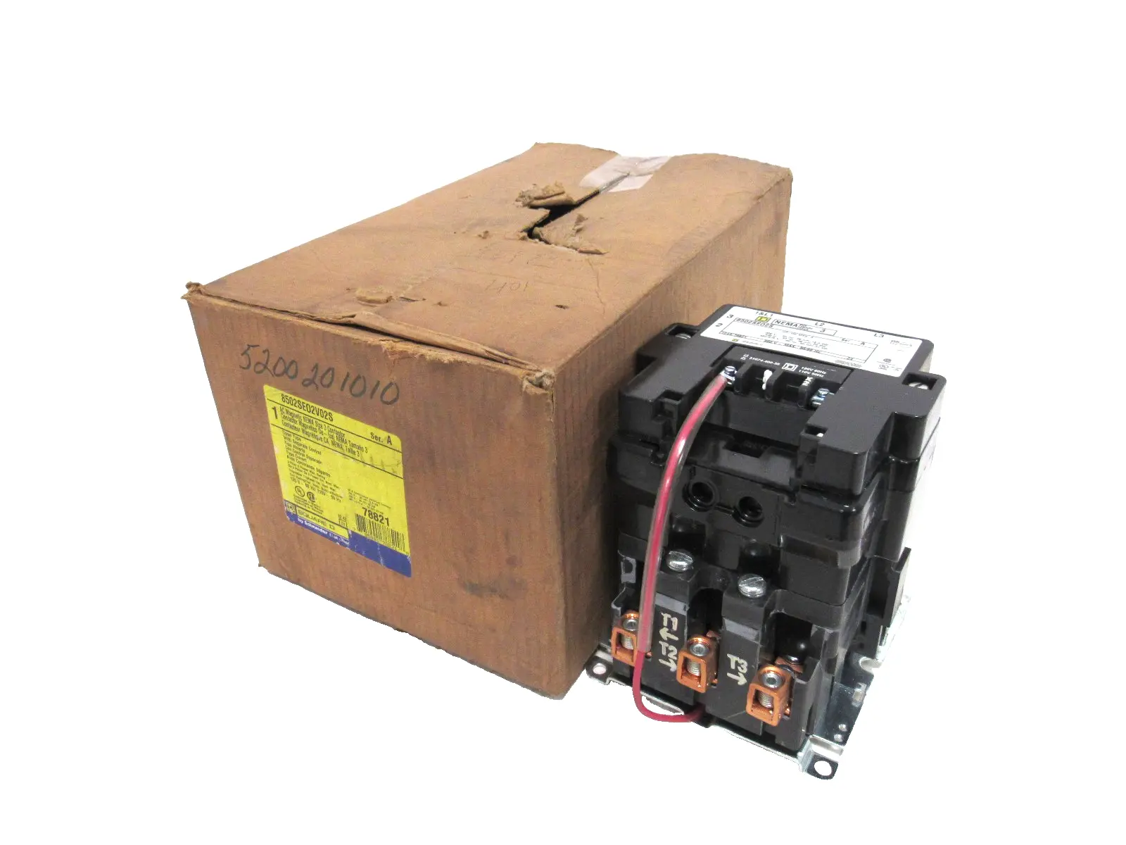 NEW SQUARE D 8502EO2V02S CONTACTOR SIZE 3