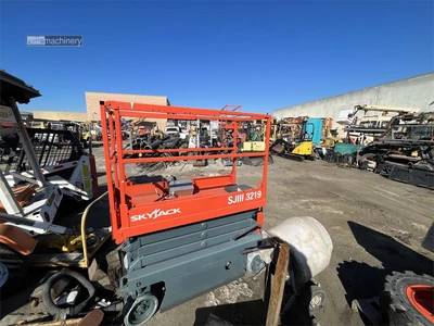 Used 2014 SKYJACK SJIII3219 Manlifts California US | Lillo Machinery #1399251