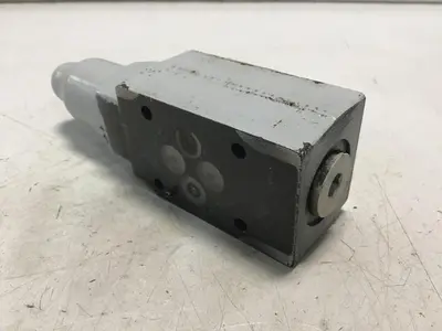 USED VICKERS CVGC3W25010S12