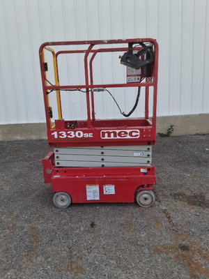 USED 2023 MEC 1330SE
