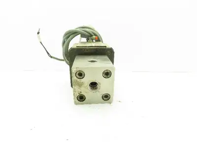 CKD CVS3-15A-70-03RS-3 High Pressure Air Operated 3-Way Valve