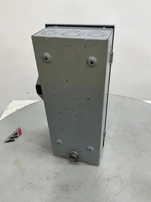 USED SQUARE D HU363