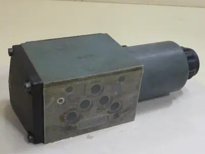 USED REXROTH 54WE10E121A32/CG24N9K4 SO332