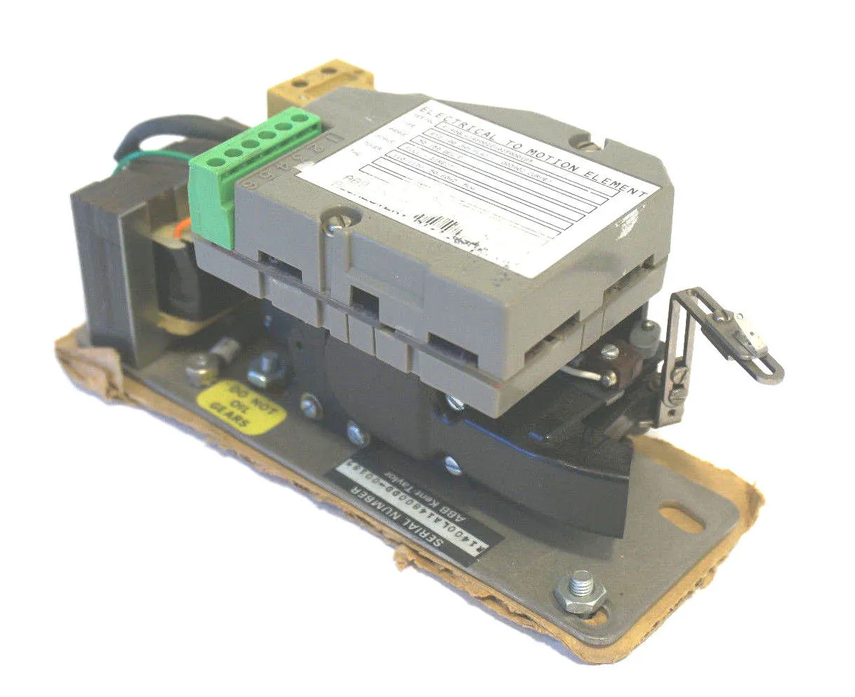NEW ABB INSTRUMENTATION RTD 100 OHM PLAT TEMP SWITCH RTD100