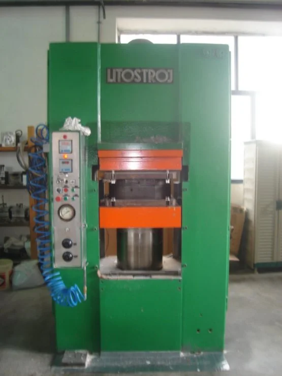 Used LITOSTROJ _UNKNOWN_ Hydraulic Presses | Presses for Industry #407025