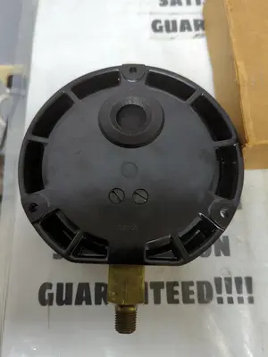New | in-Stock MARSH 103 Universal Pressure Meters | Surplus Asset Holdings #1217323