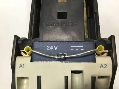 USED TELEMECANIQUE LP1D3210