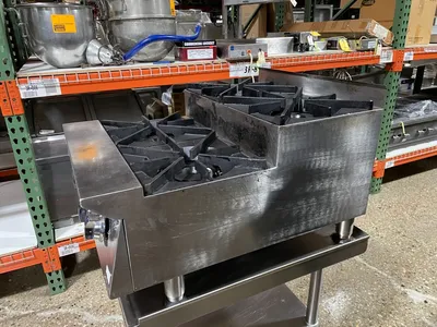 Used Star 804HA-SU Ultra-Max 4 Burner Commercial Step-Up Hot Plate