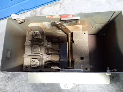 USED SQUARE D SD3603