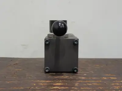 NEW YUKEN DMG-01-2D60B-1090
