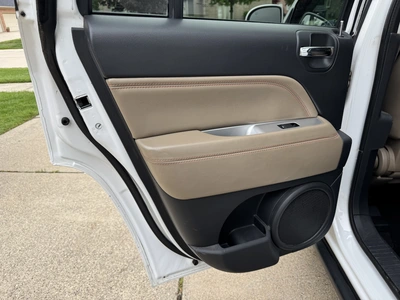 USED 2014 JEEP COMPASS