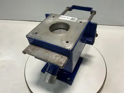 USED METAL FABRICATOR NO MODEL NUMBER / NO TAG
