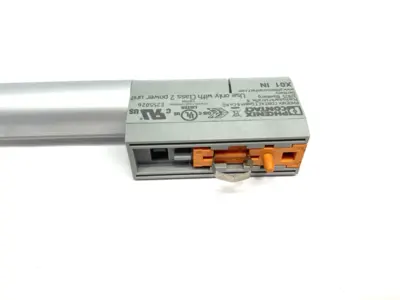 USED PHOENIX CONTACT ENCLOSURE LIGHT STRIP PLD E 400 W 375 LED