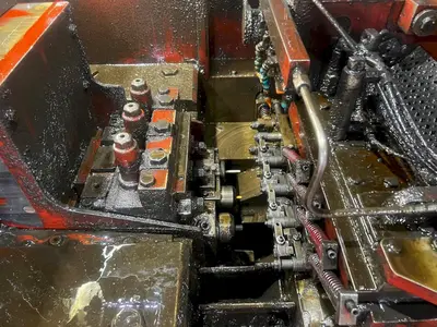 USED 1990 NATIONAL MACHINERY FORMAX FX33M