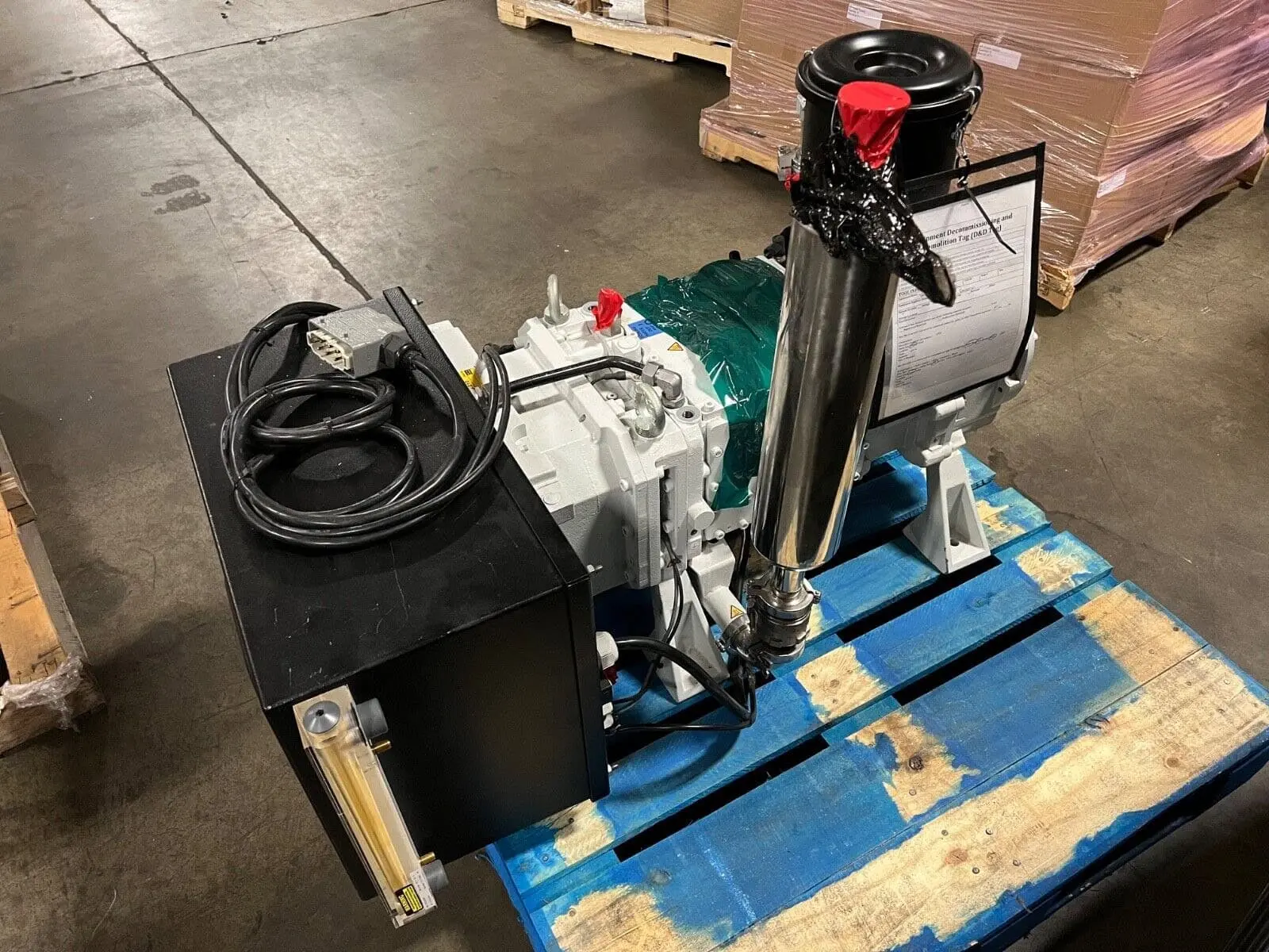 USED 2020 LEYBOLD DRYVAC DV 200