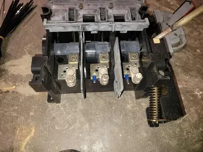 USED ALLEN BRADLEY 1494V-DS100