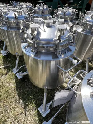 Used Vertical Stainless Steel Tank with Jacket & Casters