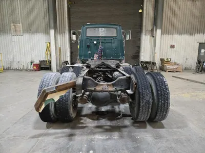 1995 Ford Aeromax L-9000 Yard Tractor, 634,335.5 Miles Indicated (LOCATION: Batavia, OH)