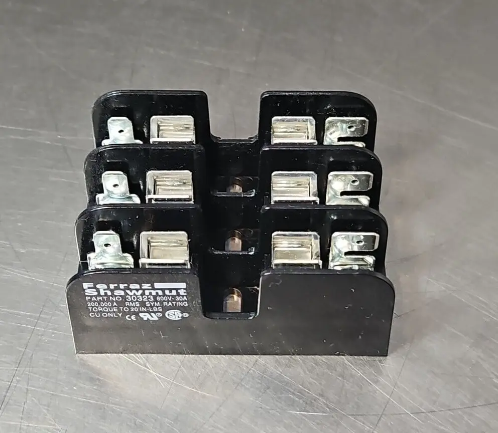 FERRAZ SHAWMUT 30323 FUSEHOLDER. Loc4B26