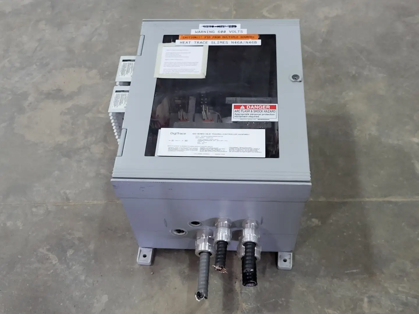 920 Series Heat Tracing Controller Assembly 920E9FWQ1SIS302SSH3202T65LAM