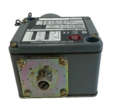 836T-T251JX9 PRESSURE SWITCH PRE-OWNED UNUSED SURPLUS SERIES B 836TT251JX9