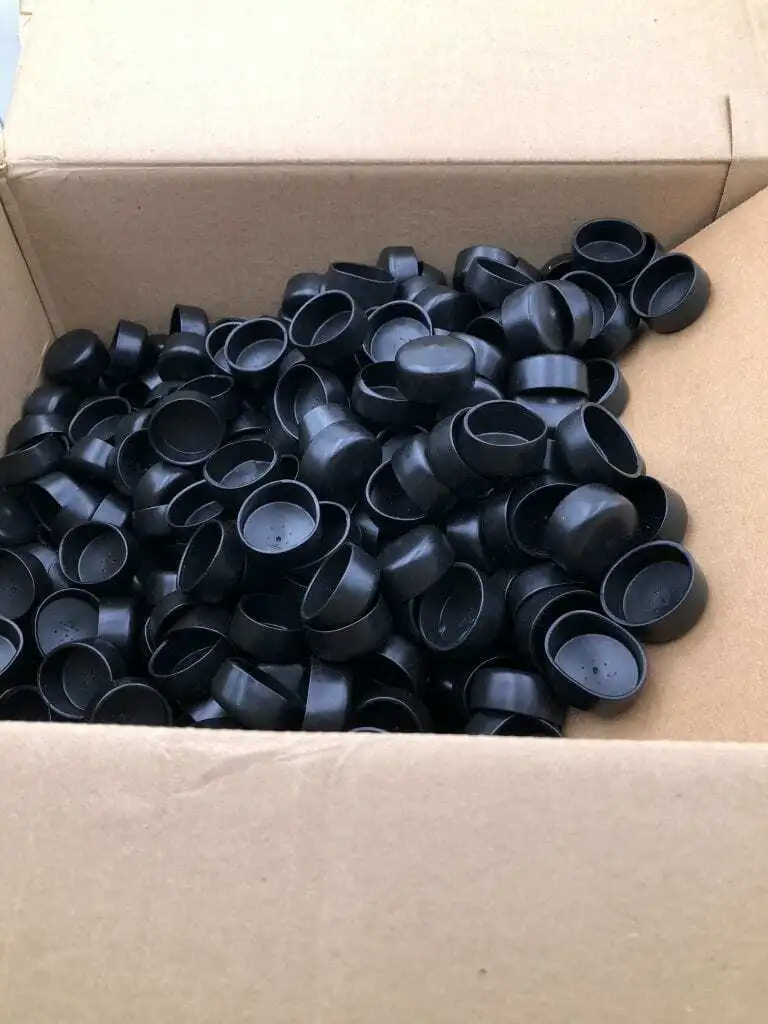 S&R Sinclair & Rush 753236 1-1/4″ Black Rubber End Caps -NIB of Approx. 1020
