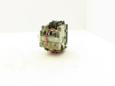 Arrow Hart AH33-233-U Motor Starter Contactor 3Ph 25Hp Size 3 550VAC W/480V Coil