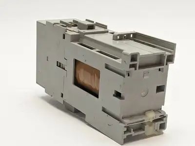 100-C30UDJ00 | Allen Bradley  Ser C Contactor - Used