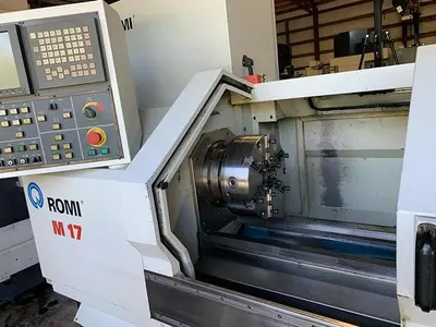 USED 2000 ROMI M-17