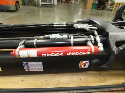 Hyster E80XN Forklift Mast Class IV 2 Stage 4 Lever 144.7" Lift 7000lb READ