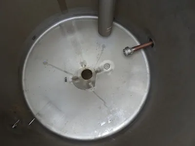 1200 l Used vertical stainless steel storage tank