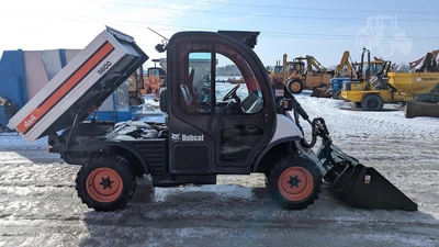 USED 2009 BOBCAT TOOLCAT 5600