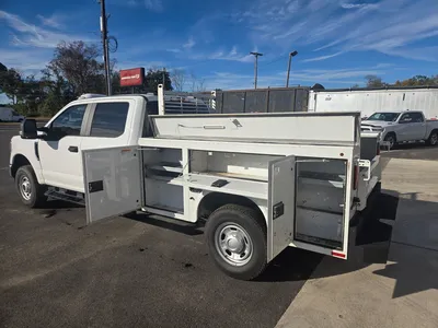 Used 2022 FORD SUPER DUTY F-250 XL CREW CAB Service & Utility Trucks Minnesota US | Carco Truck & Equipment #1693125